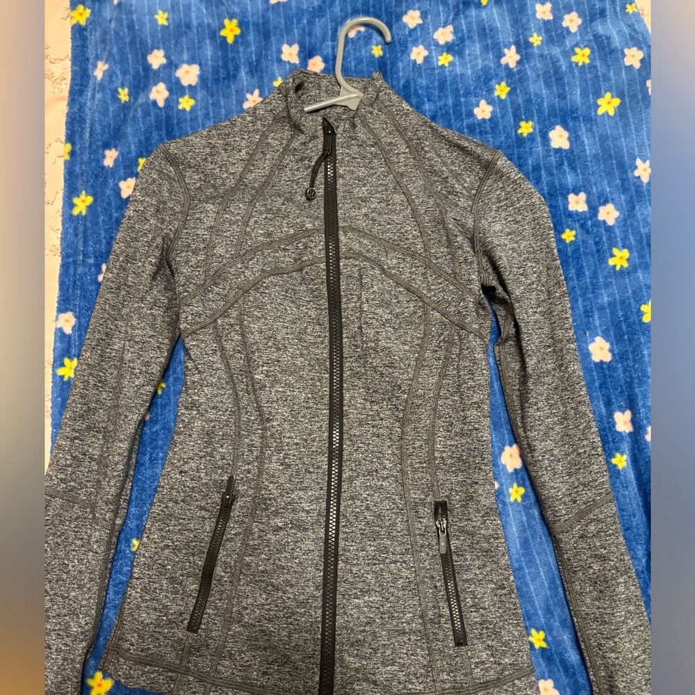lulu define jacket!! size 4